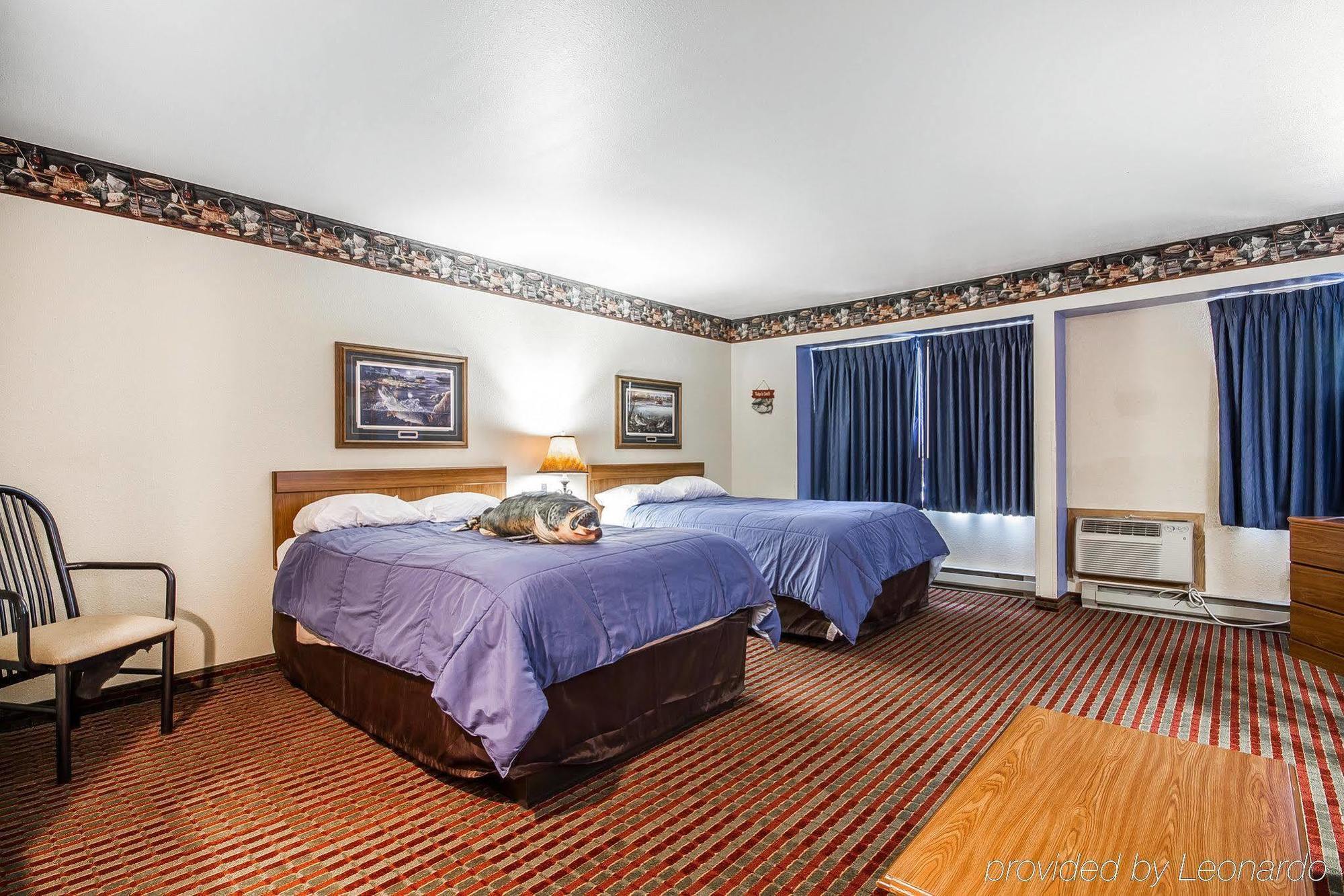 Rodeway Inn & Suites Madison East Ngoại thất bức ảnh